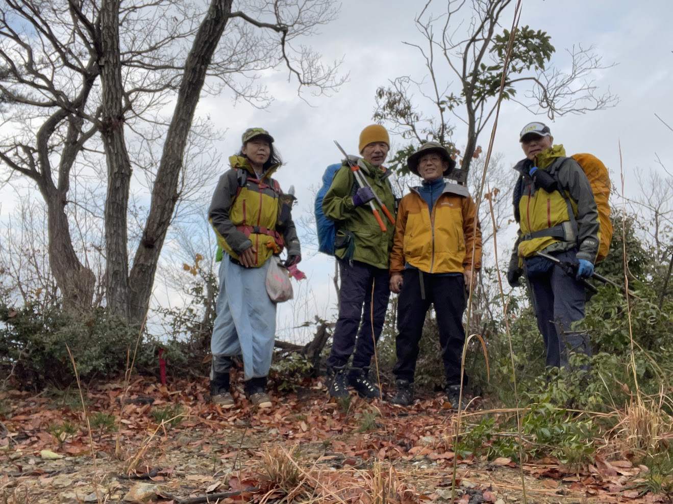 12/17（水）冬の江田島トレッキングに向けた整備は滑り込みゴール！！能美島option野登呂山～高松峠の後半！