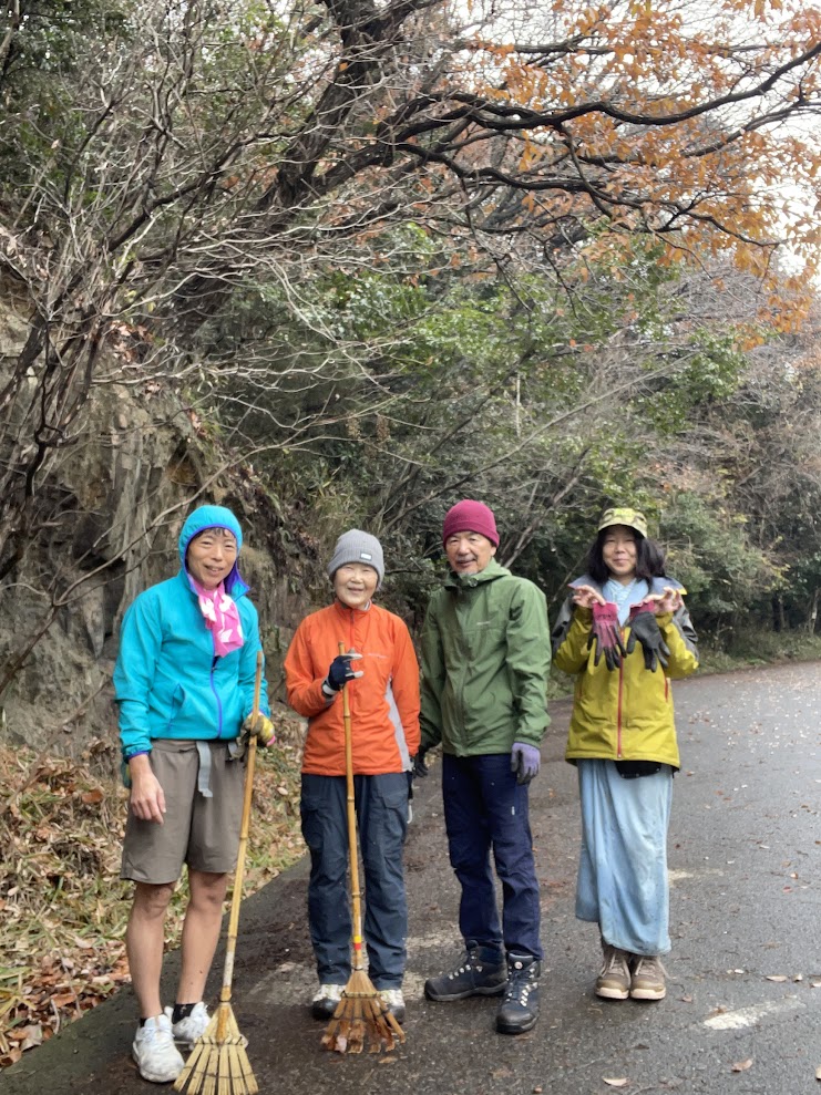 12/20(土)年末恒例新年準備♪美化@己斐峠~柚木城登山口~天空階段周辺&鬼ヶ城山登山口周辺!