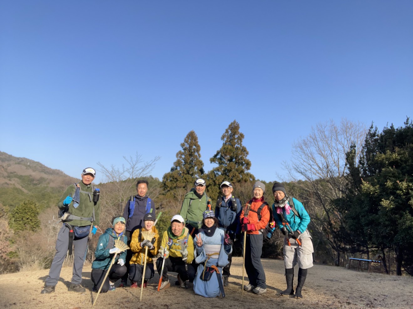 1/14（水）かゆいところに手が届くトレイルワーク♪大会コース整備VOL.3松笠山分岐〜松笠山〜蝦蟇ケ峠、美化活動他